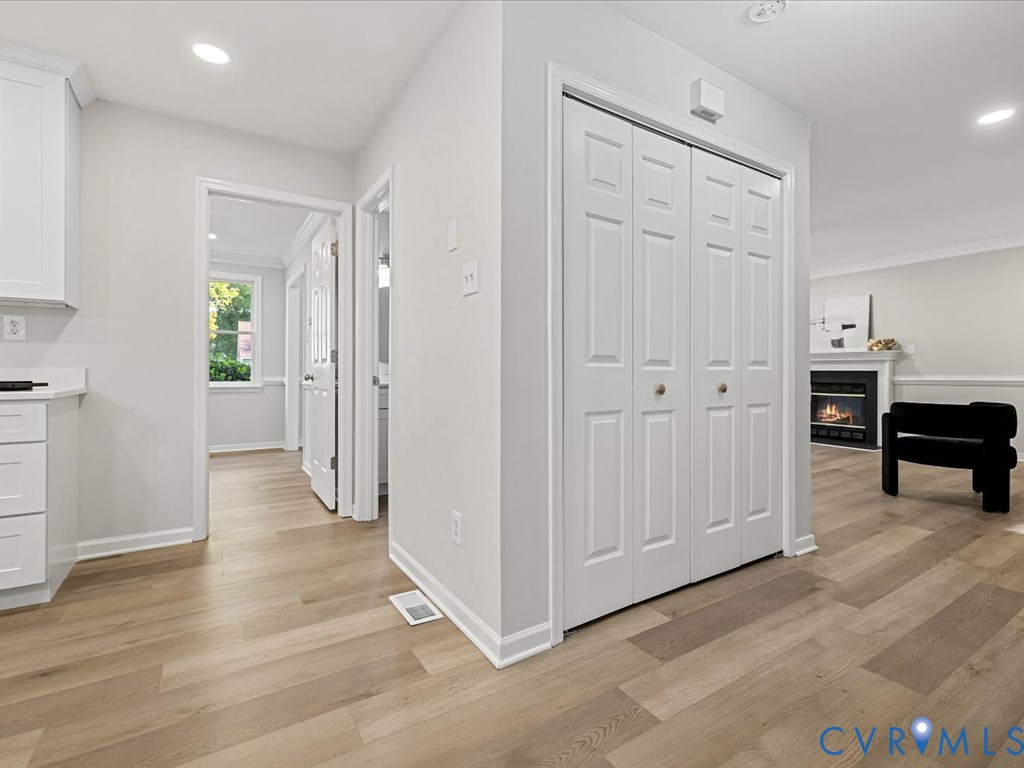 10167 Drawbridge Ct Property Photo 13