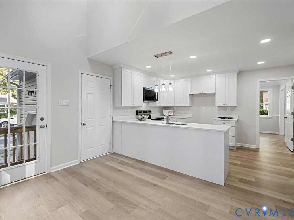 10167 Drawbridge Ct Property Photo 17