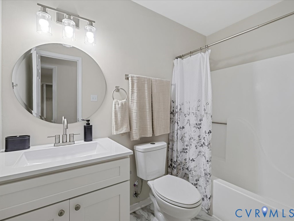 10167 Drawbridge Ct Property Photo 34