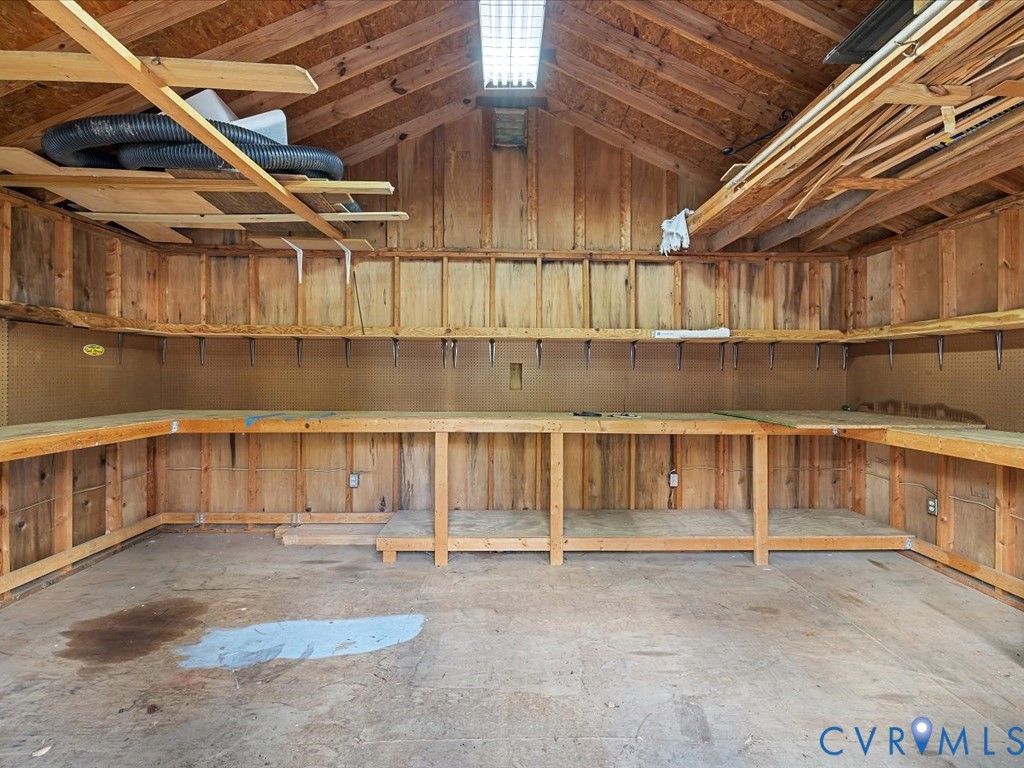 10167 Drawbridge Ct Property Photo 38