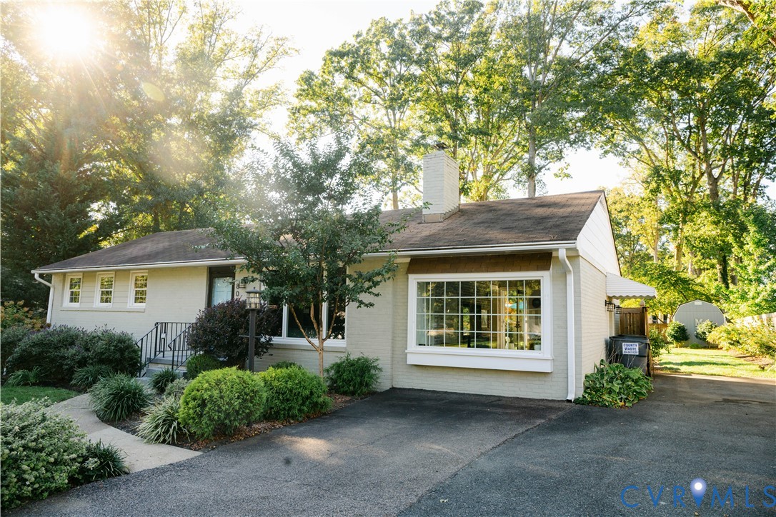 806 Penola Dr