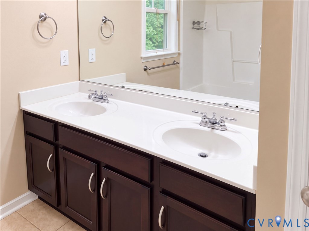 6413 Autumn Mist Way Property Photo 17