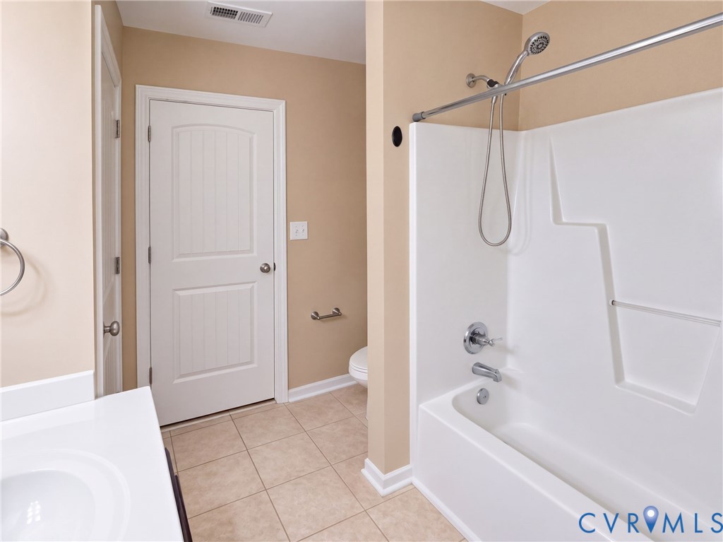 6413 Autumn Mist Way Property Photo 18