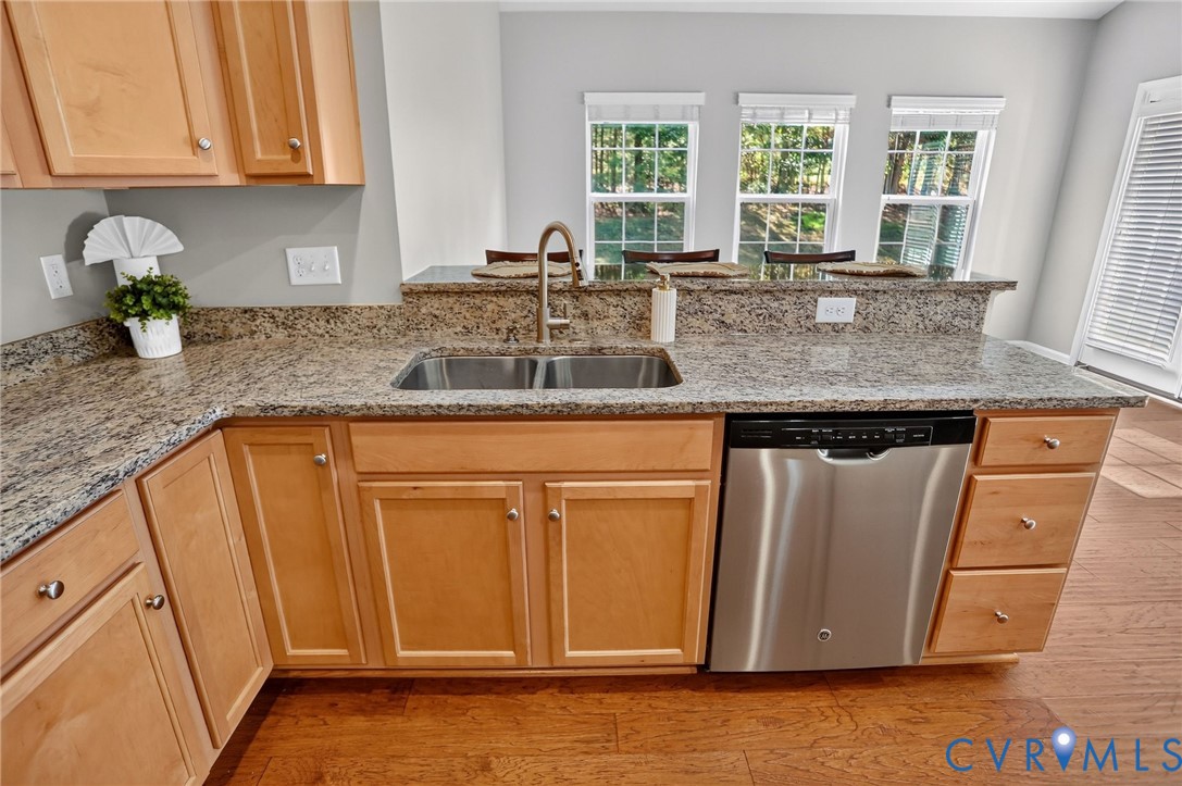 10851 White Dogwood Dr Property Photo 16