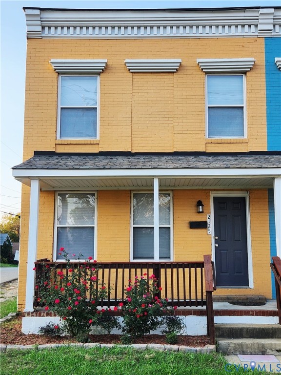 2125 Bainbridge St Property Photo 1