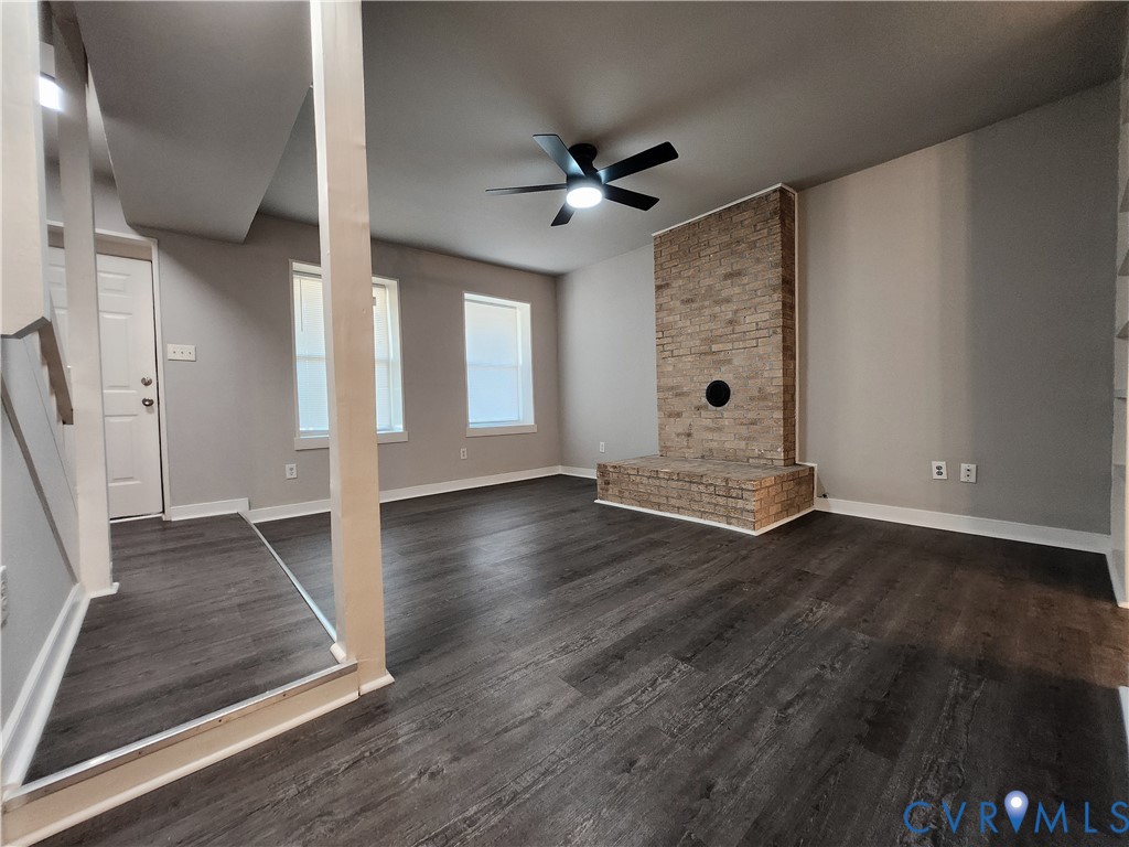 2125 Bainbridge St Property Photo 2