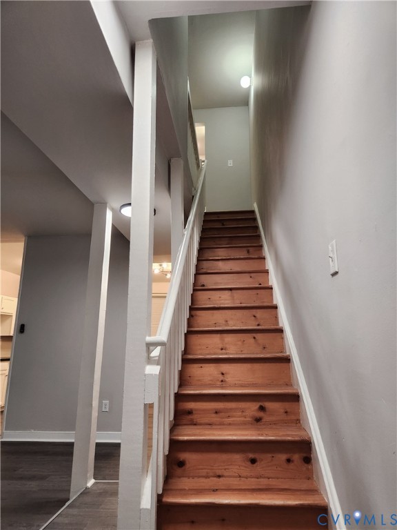 2125 Bainbridge St Property Photo 7