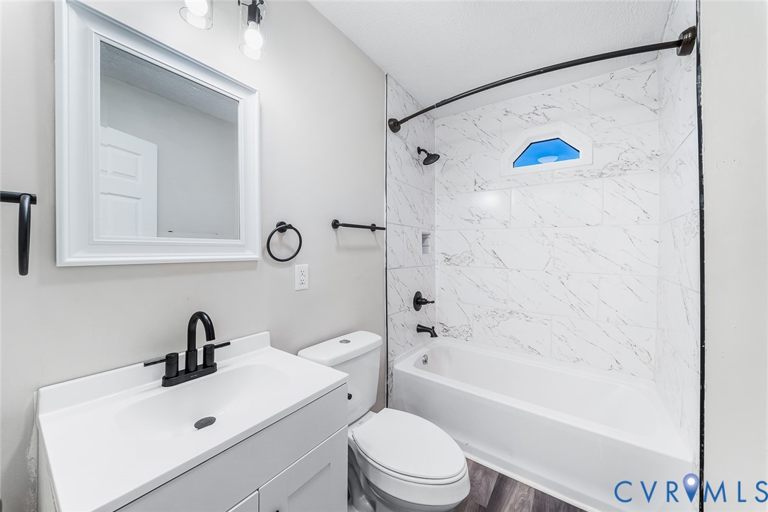 1802 Maury St Property Photo 14