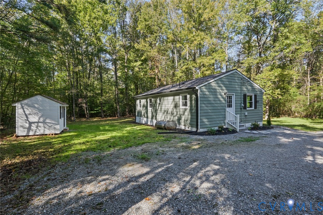 15227 Horseshoe Bridge Rd Property Photo 7