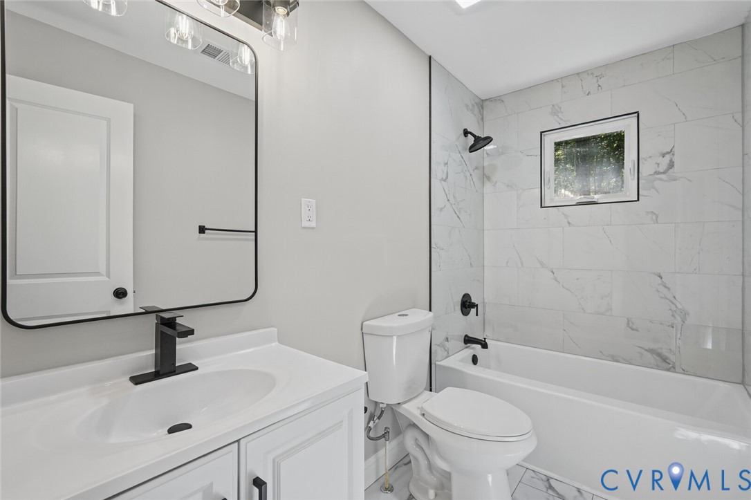 15227 Horseshoe Bridge Rd Property Photo 18