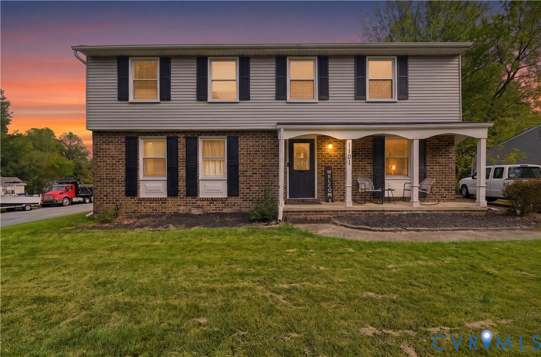 1101 Arch Hill Dr