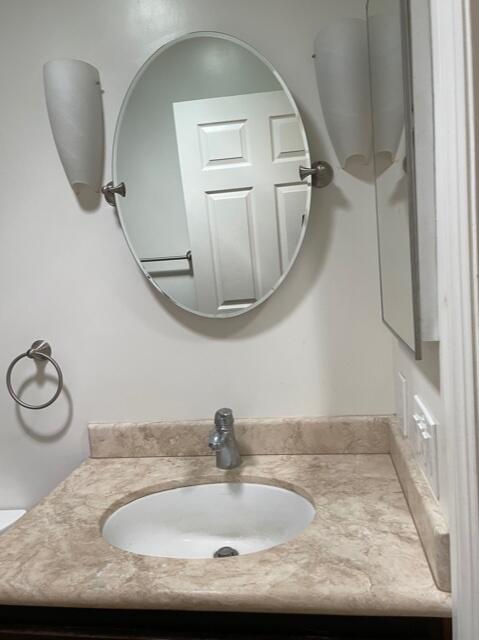 10645 E Ave R 12 Property Photo 14