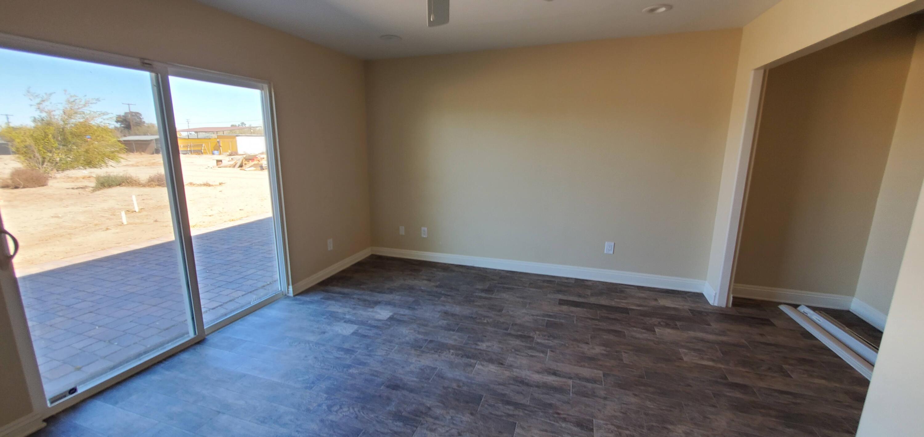 10645 E Ave R 12 Property Photo 17