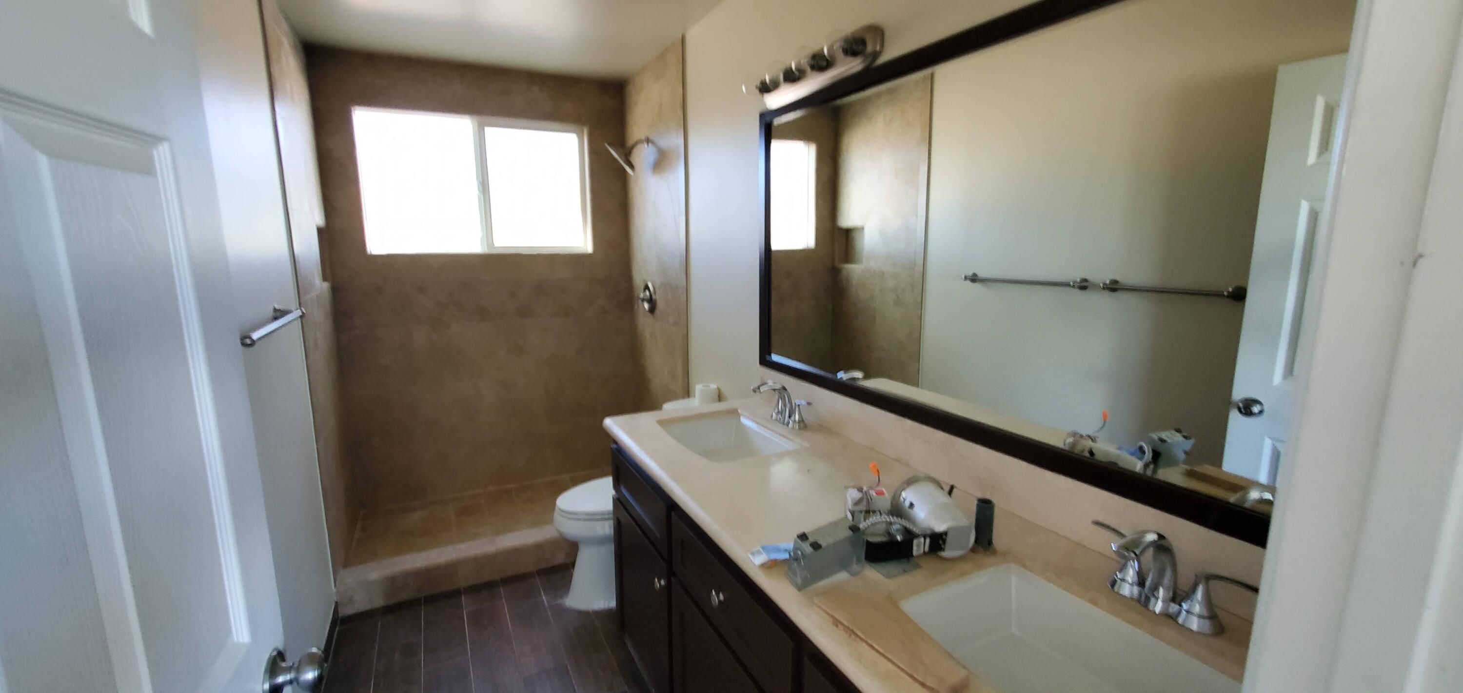 10645 E Ave R 12 Property Photo 18