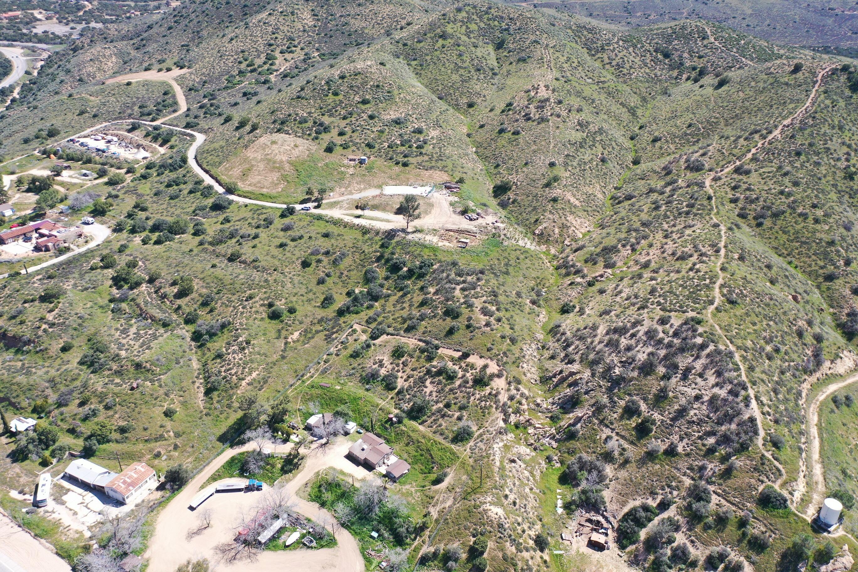Sierra Highway Property Photo 6