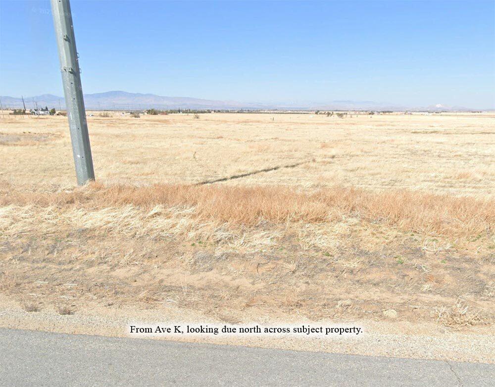 88th West On Ave K Property Photo 3