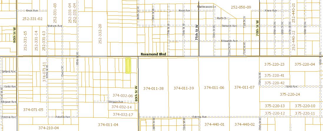 Rosamond Blvd Property Photo 3