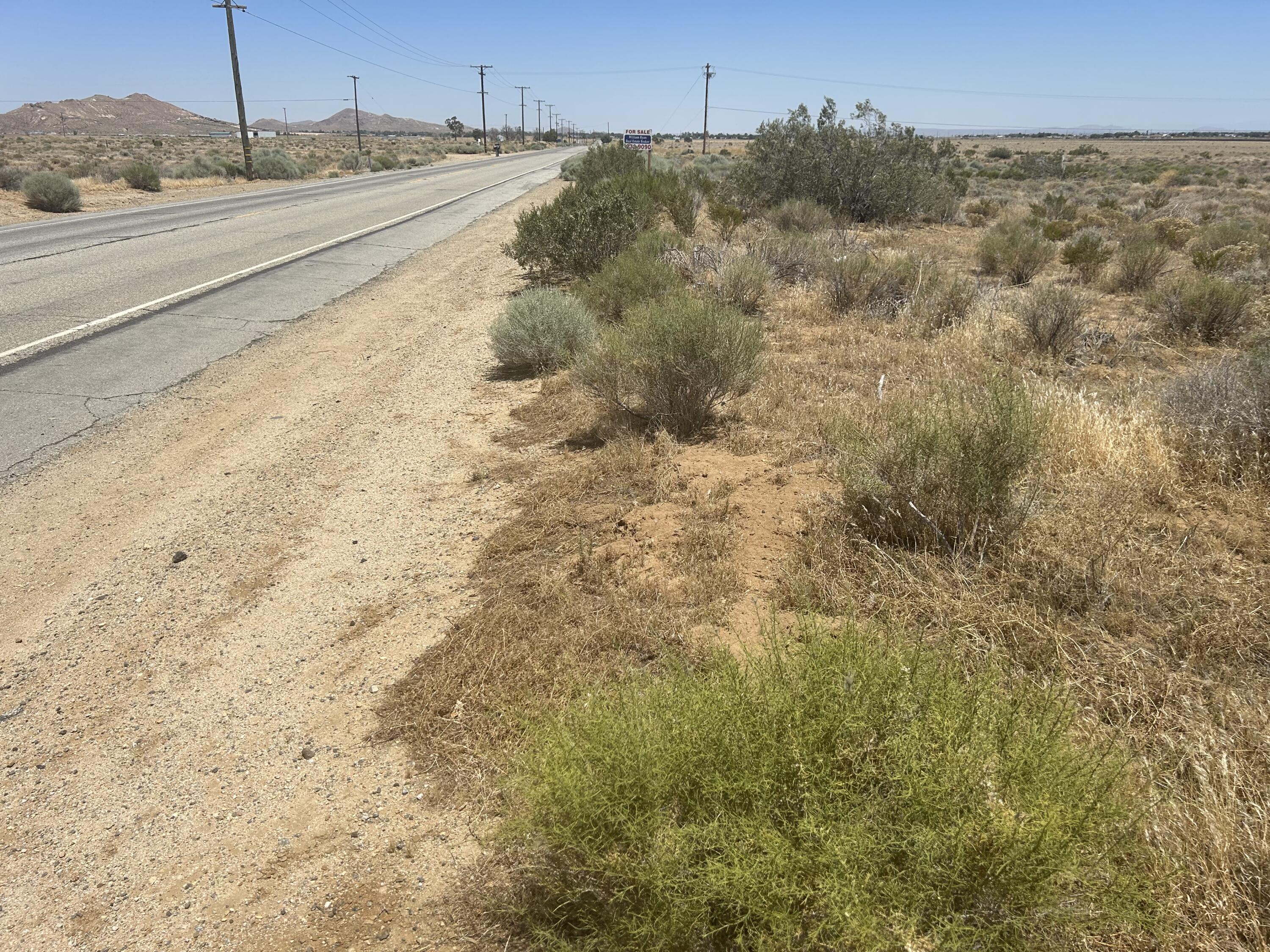 Rosamond Blvd Property Photo 11