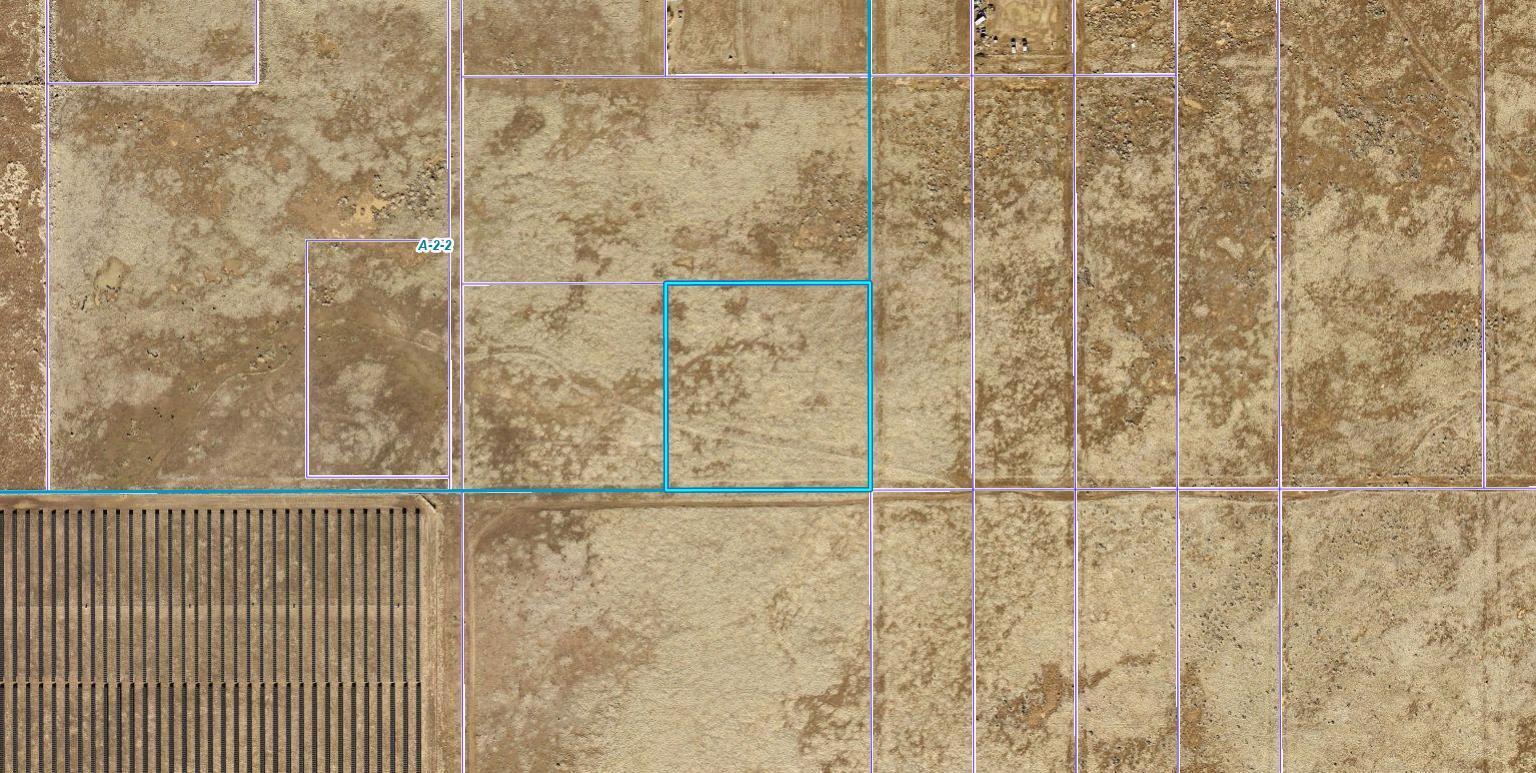 O W Avenue J 4 Property Photo 1