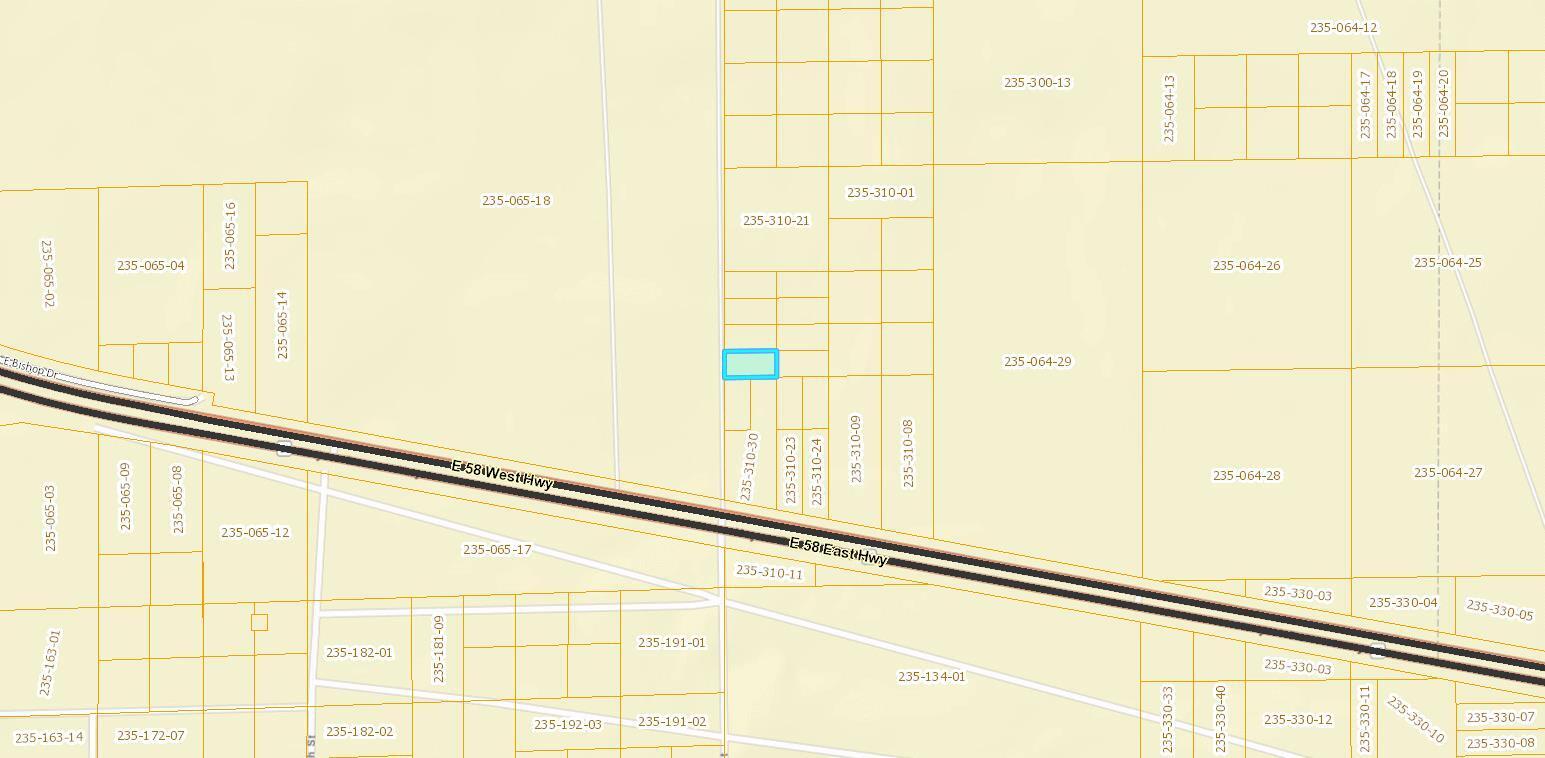 30th St E Property Photo 4