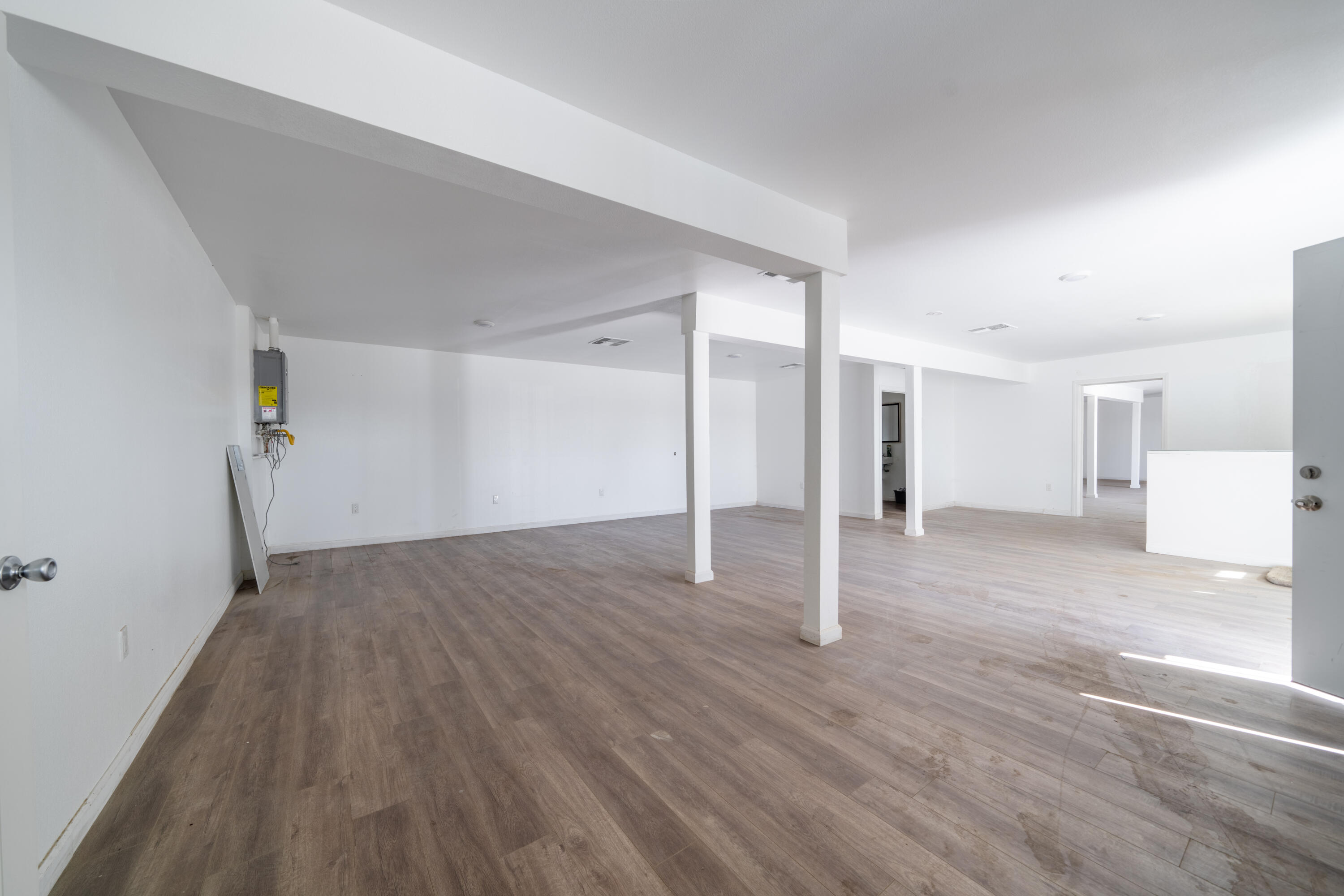 44300 Division Street Property Photo 21