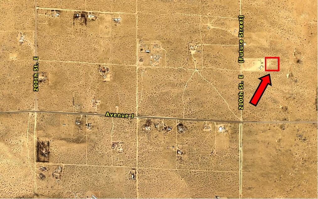 E Near 210th Street Property Photo 1