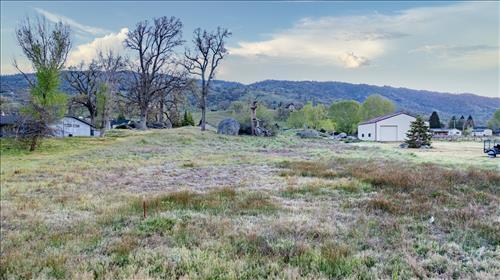 29021 N Lower Valley Road Property Photo 1