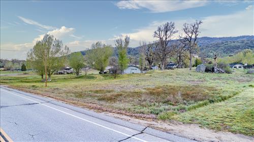 29021 N Lower Valley Road Property Photo 2