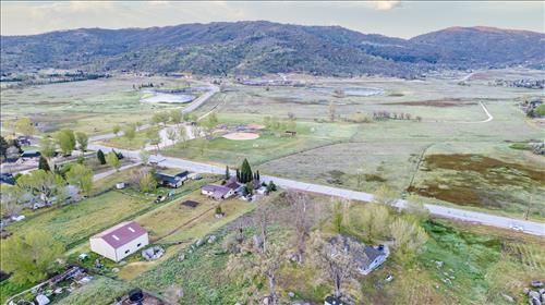 29021 N Lower Valley Road Property Photo 8