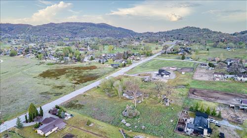 29021 N Lower Valley Road Property Photo 11