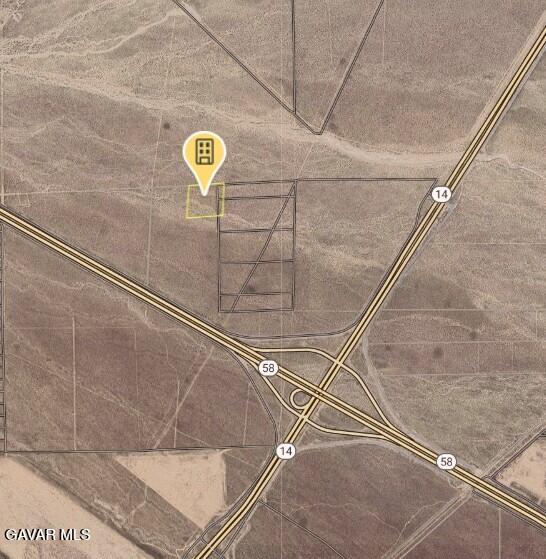 Frontage Road Property Photo 3