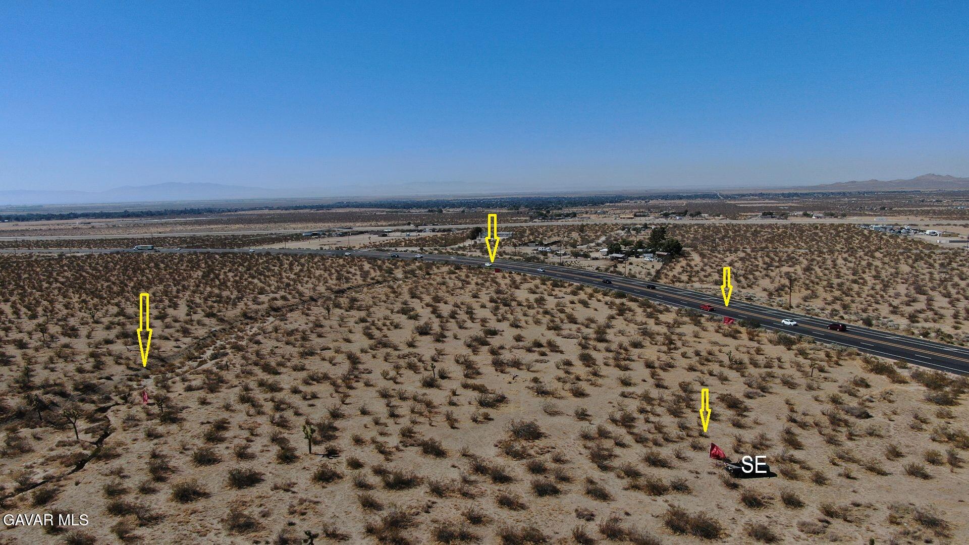 10707 Pearblossom Highway Property Photo 10