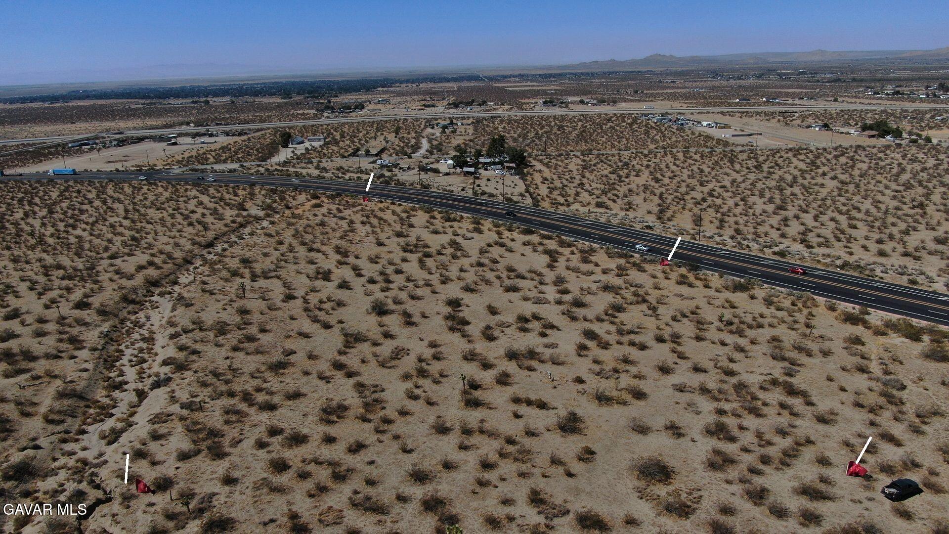 10707 Pearblossom Highway Property Photo 11