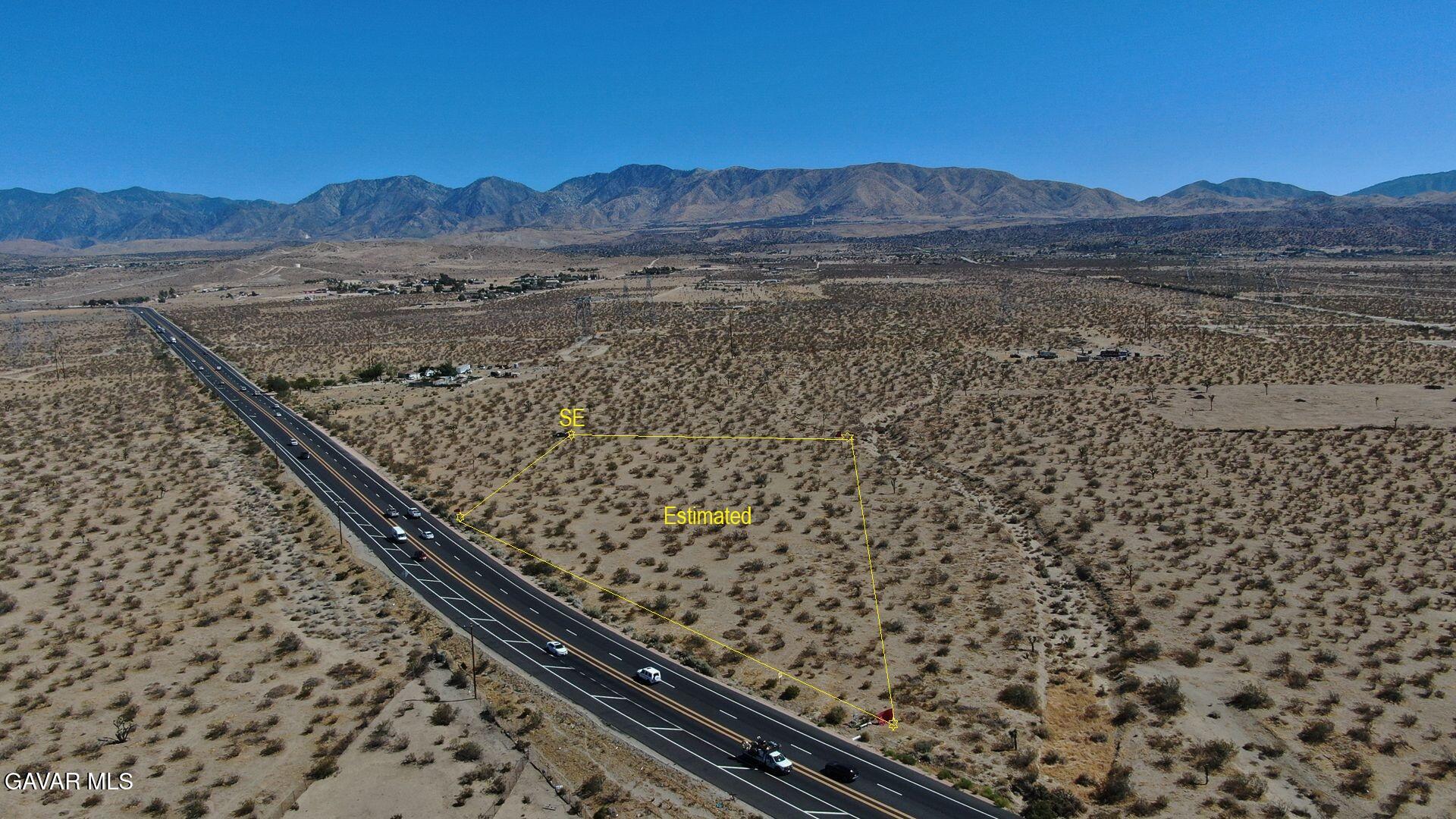 10707 Pearblossom Highway Property Photo 19