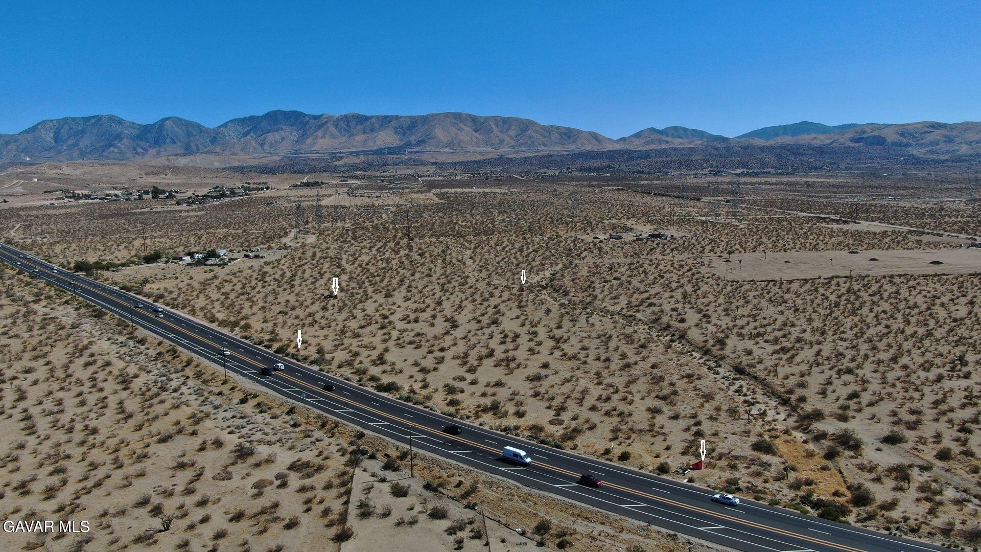10707 Pearblossom Highway Property Photo 20