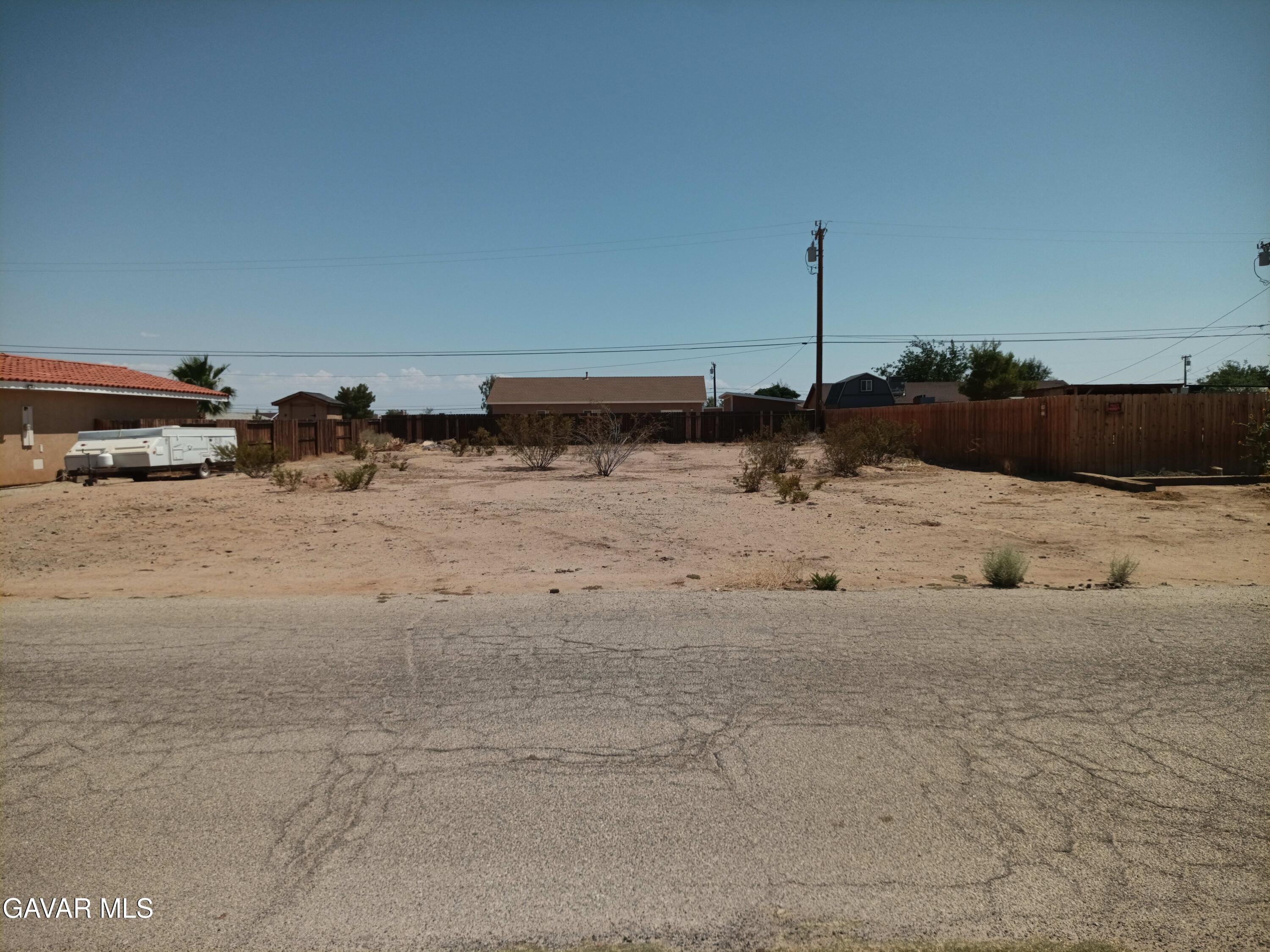 Satinwood Ave Property Photo 1