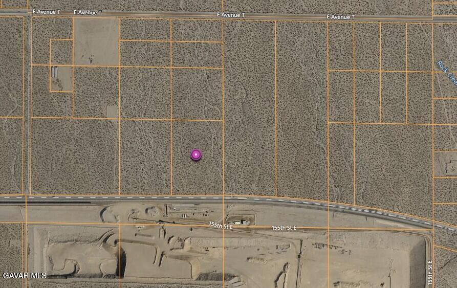 Vic 150th St E Property Photo 1