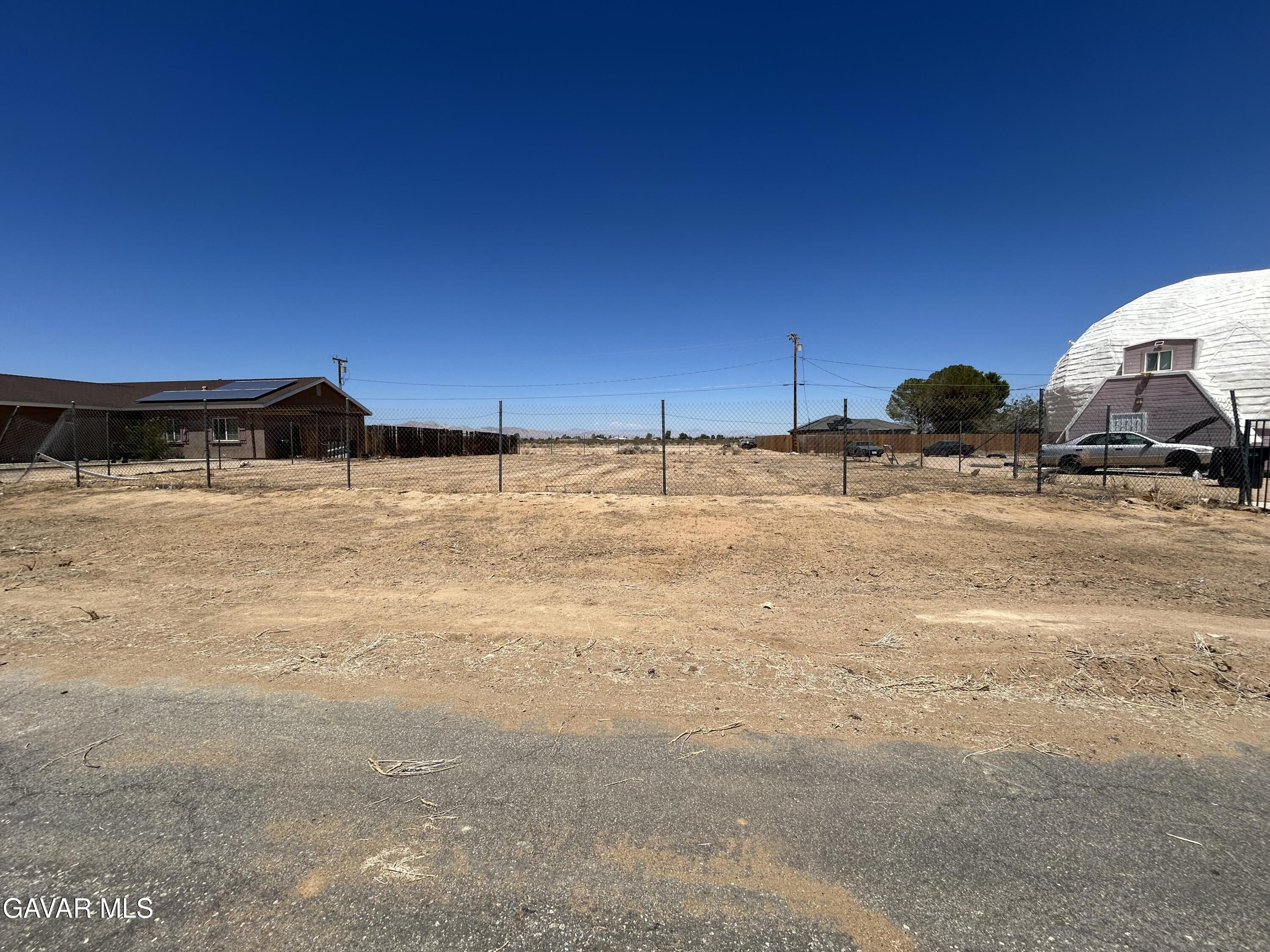 Ironwood Avenue Property Photo 2