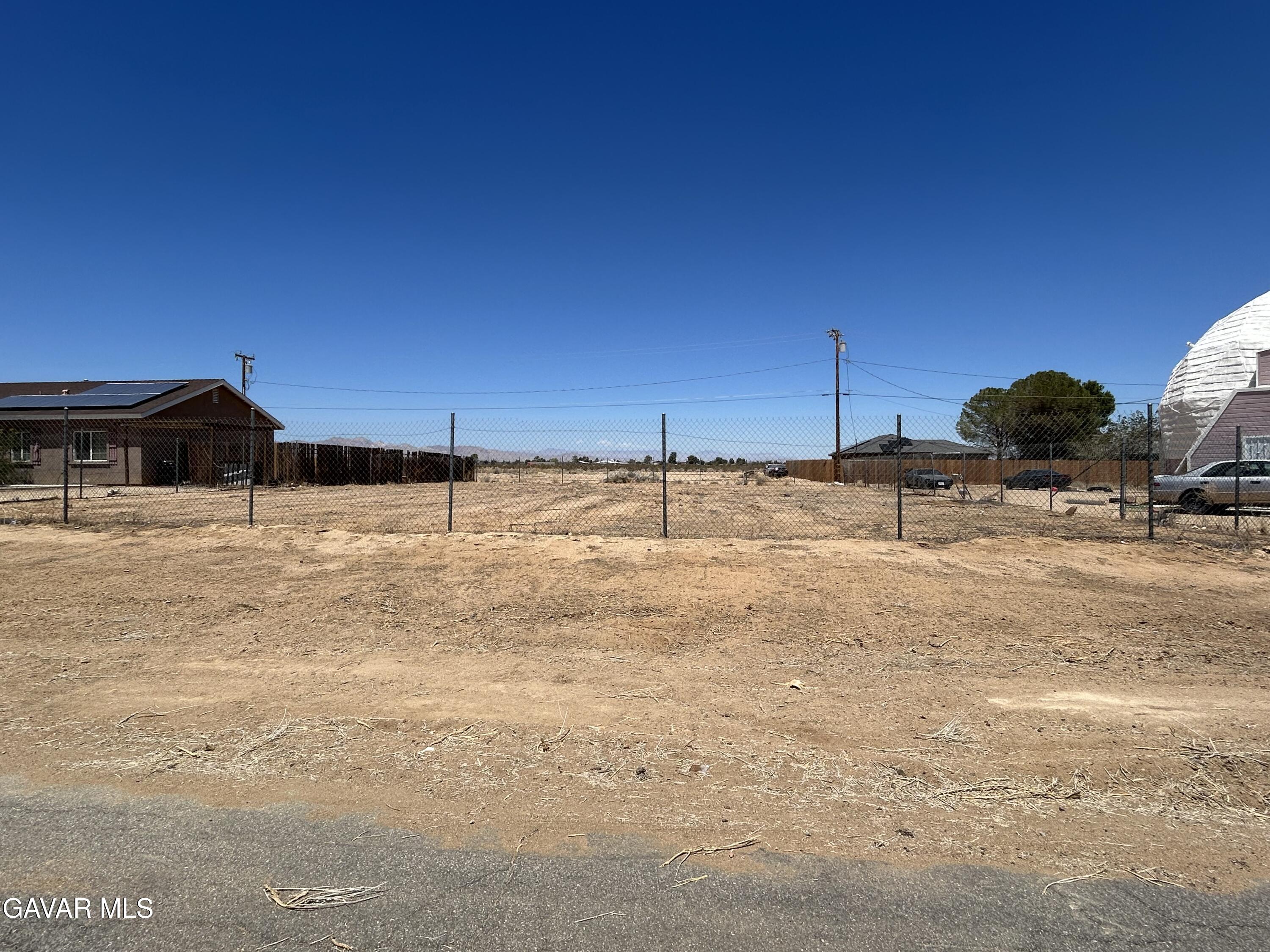Ironwood Avenue Property Photo 5