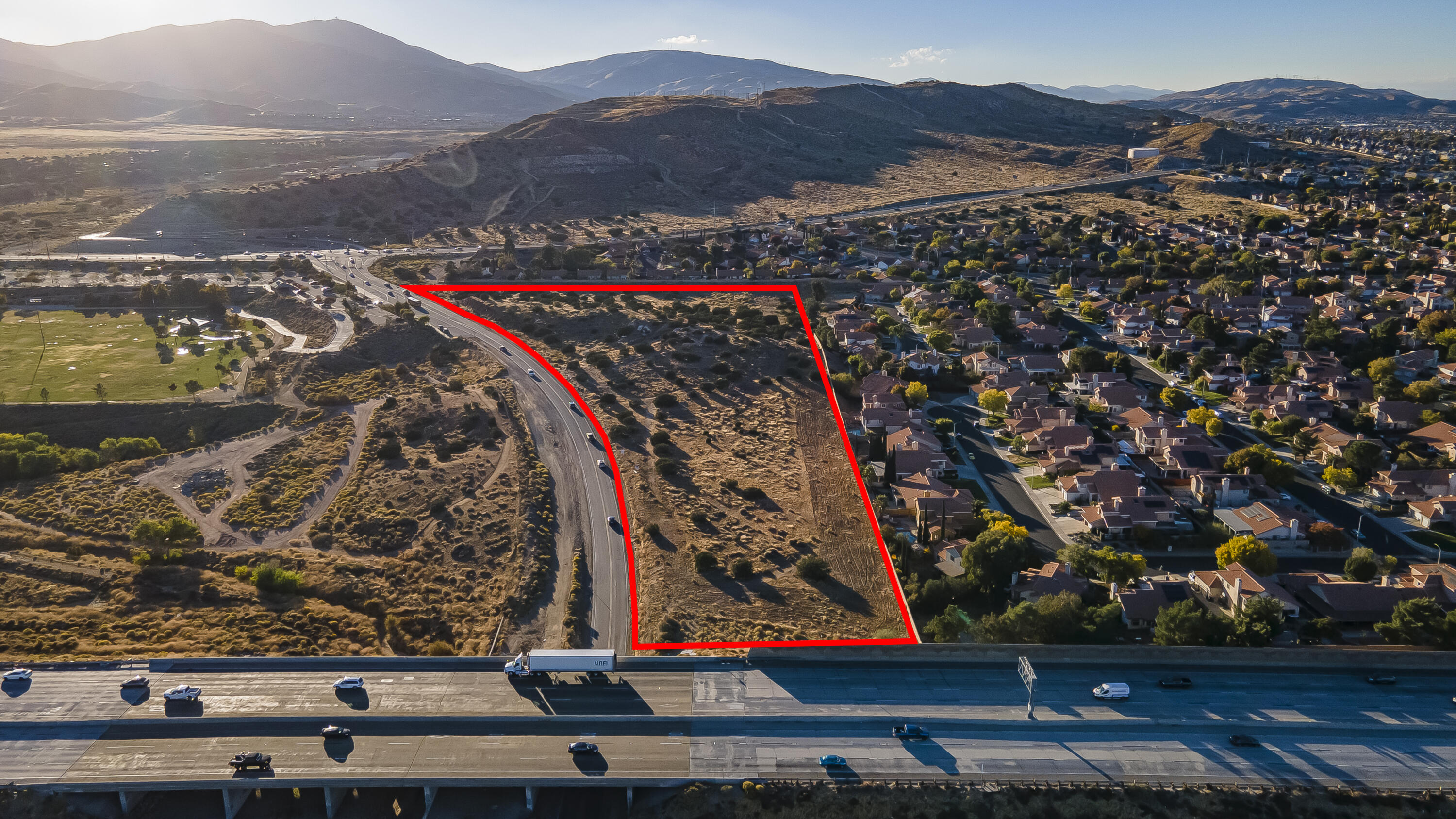 Av Freeway And Rayburn Property Photo 1
