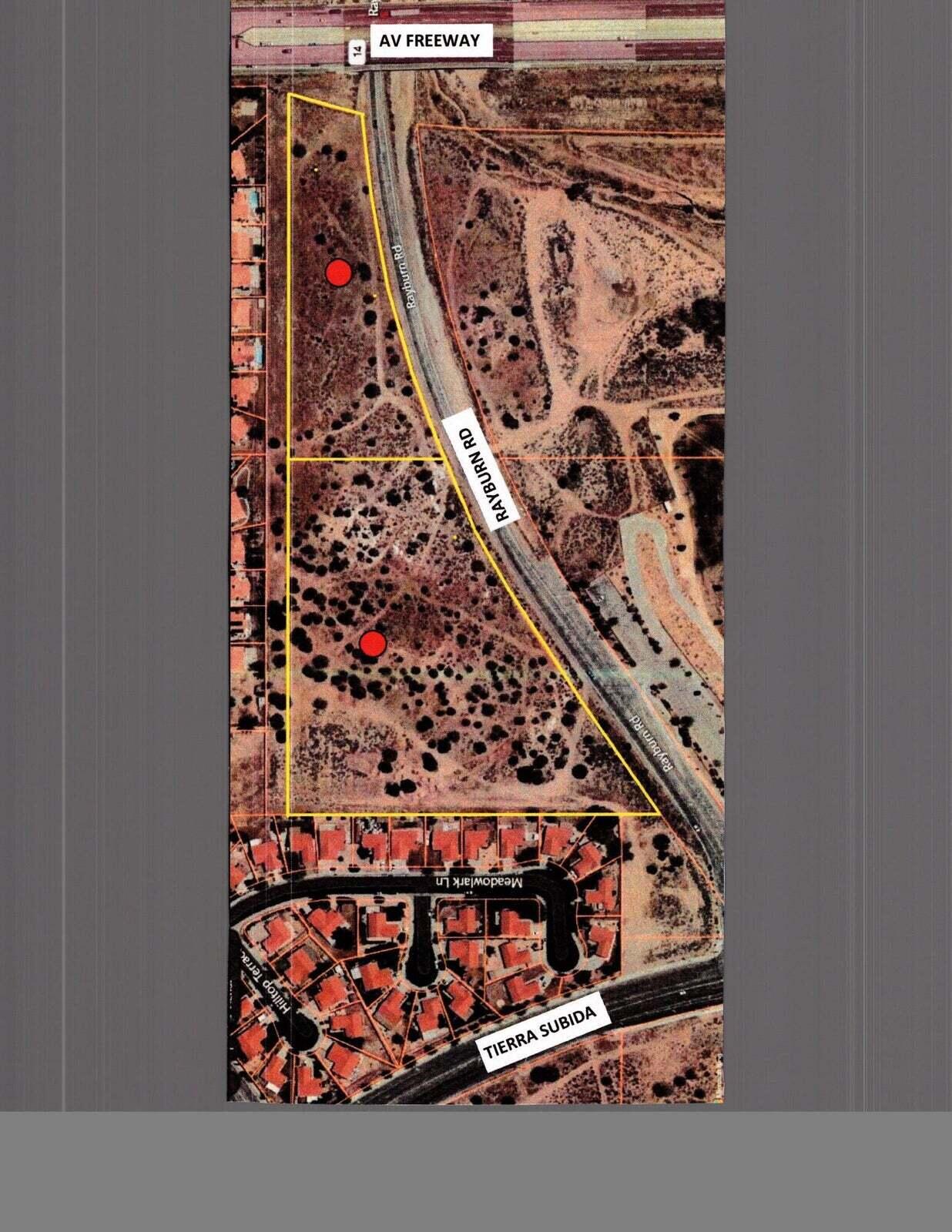 Av Freeway And Rayburn Property Photo 24