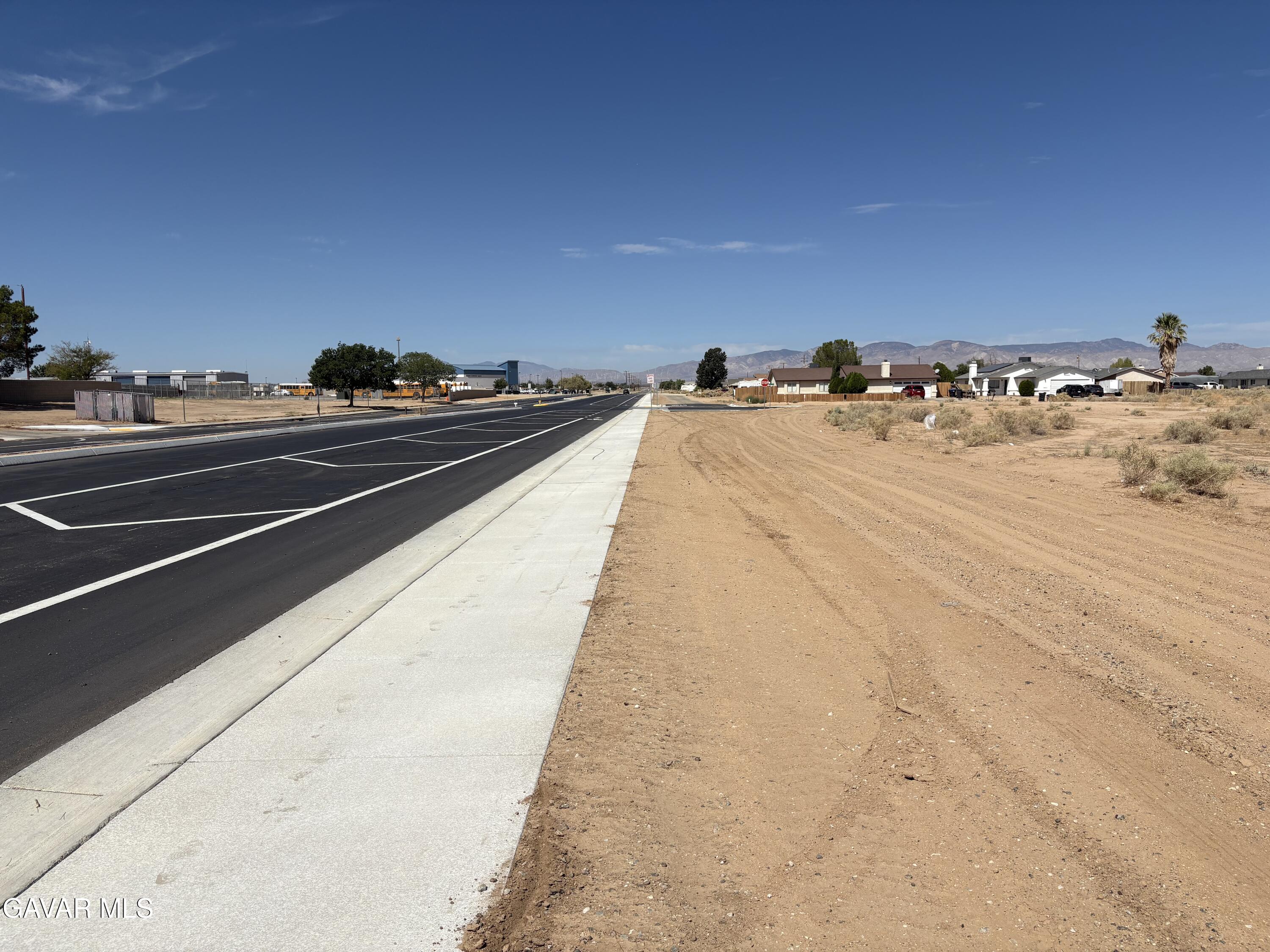 Redwood Boulevard Property Photo 2