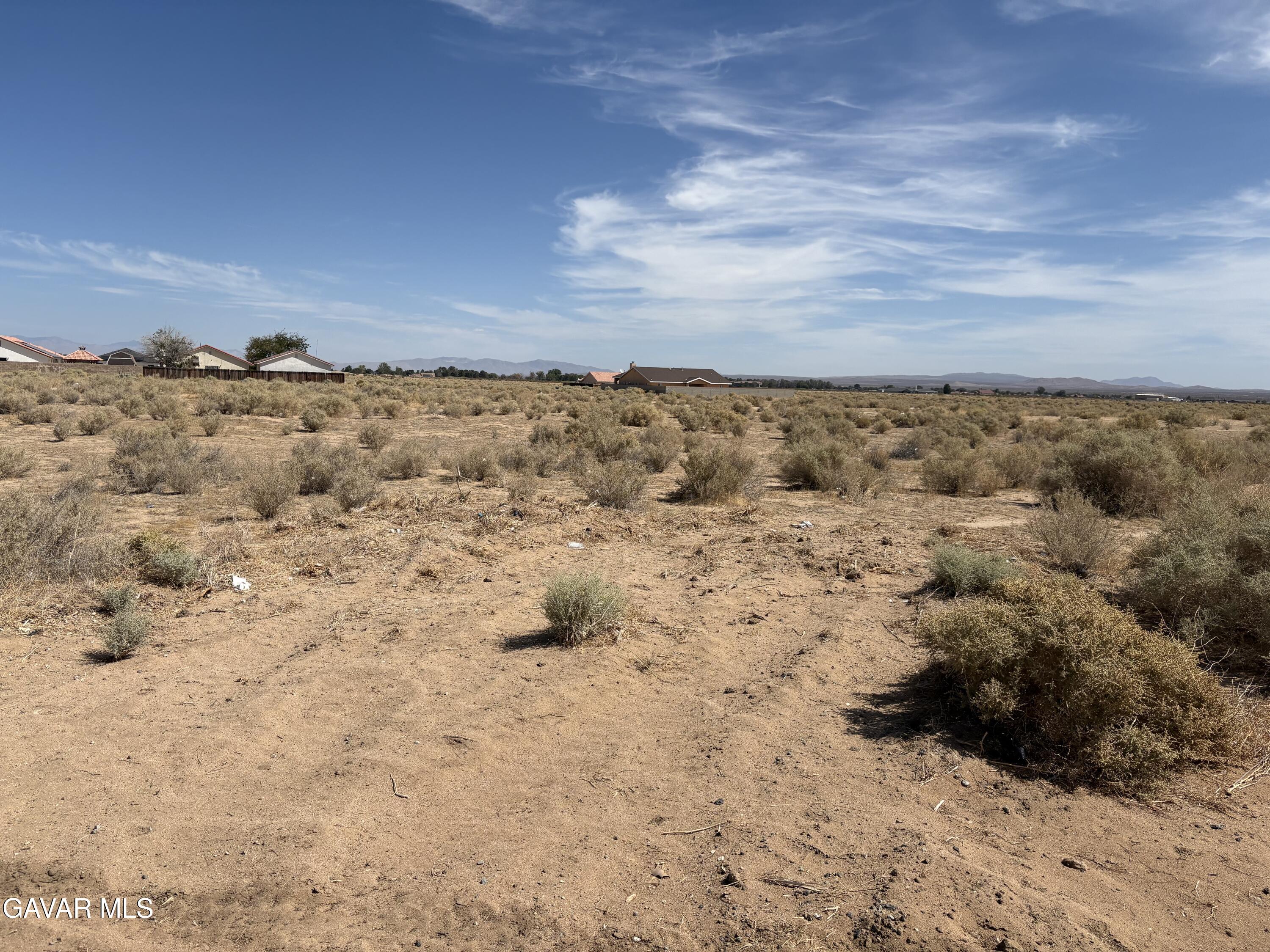 Redwood Boulevard Property Photo 3