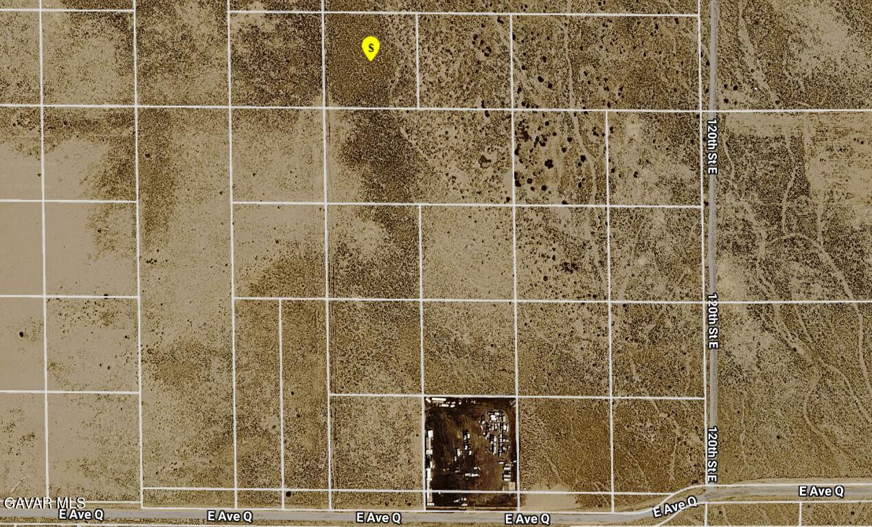 Avenue P-12 Property Photo 1