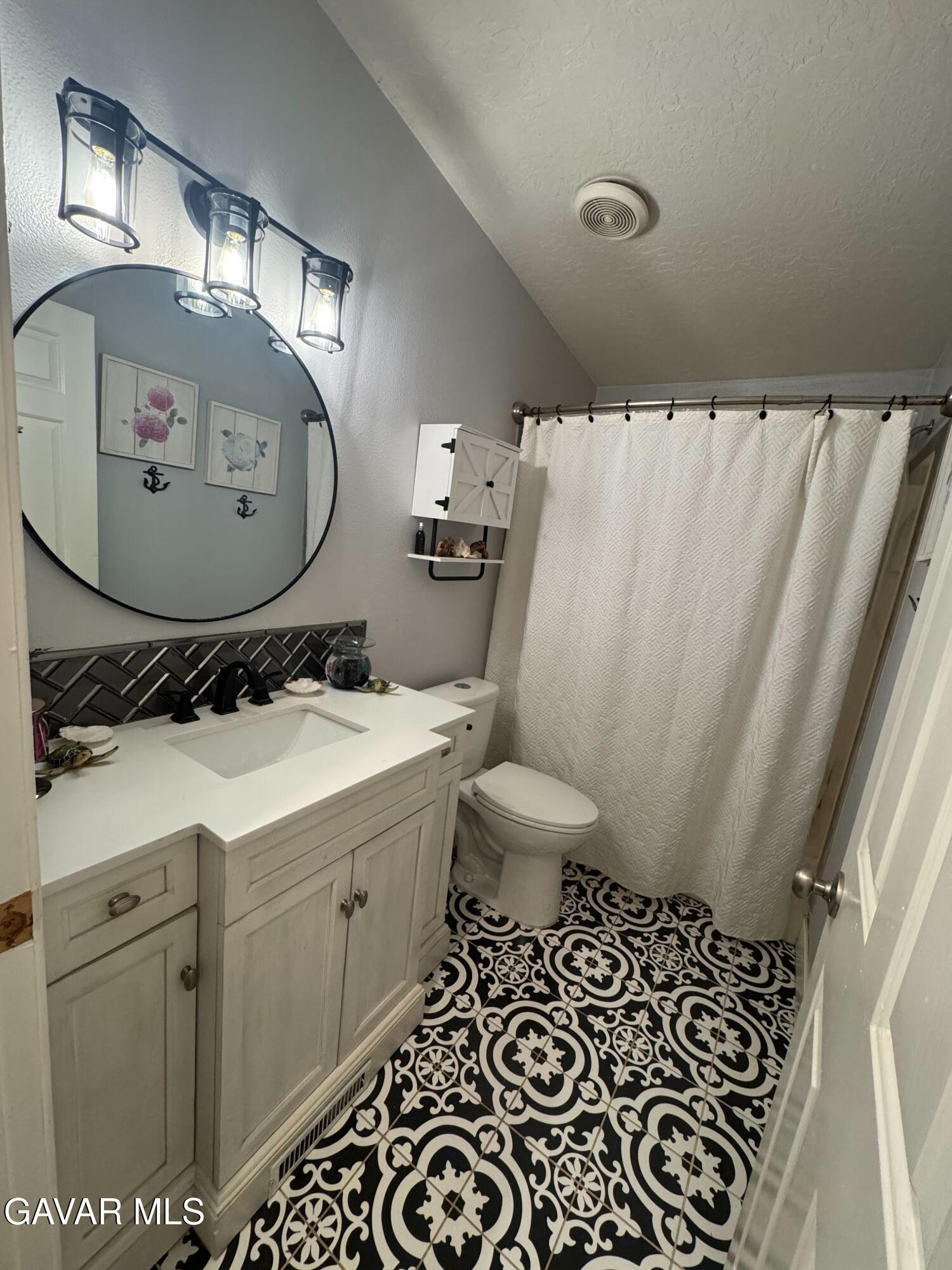33218 Acklins Avenue Property Photo 17