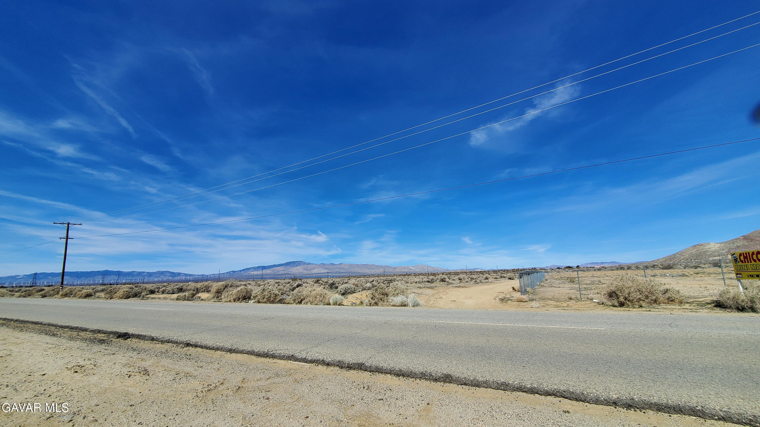Rosamond Blvd & Kildeer St Property Photo 2