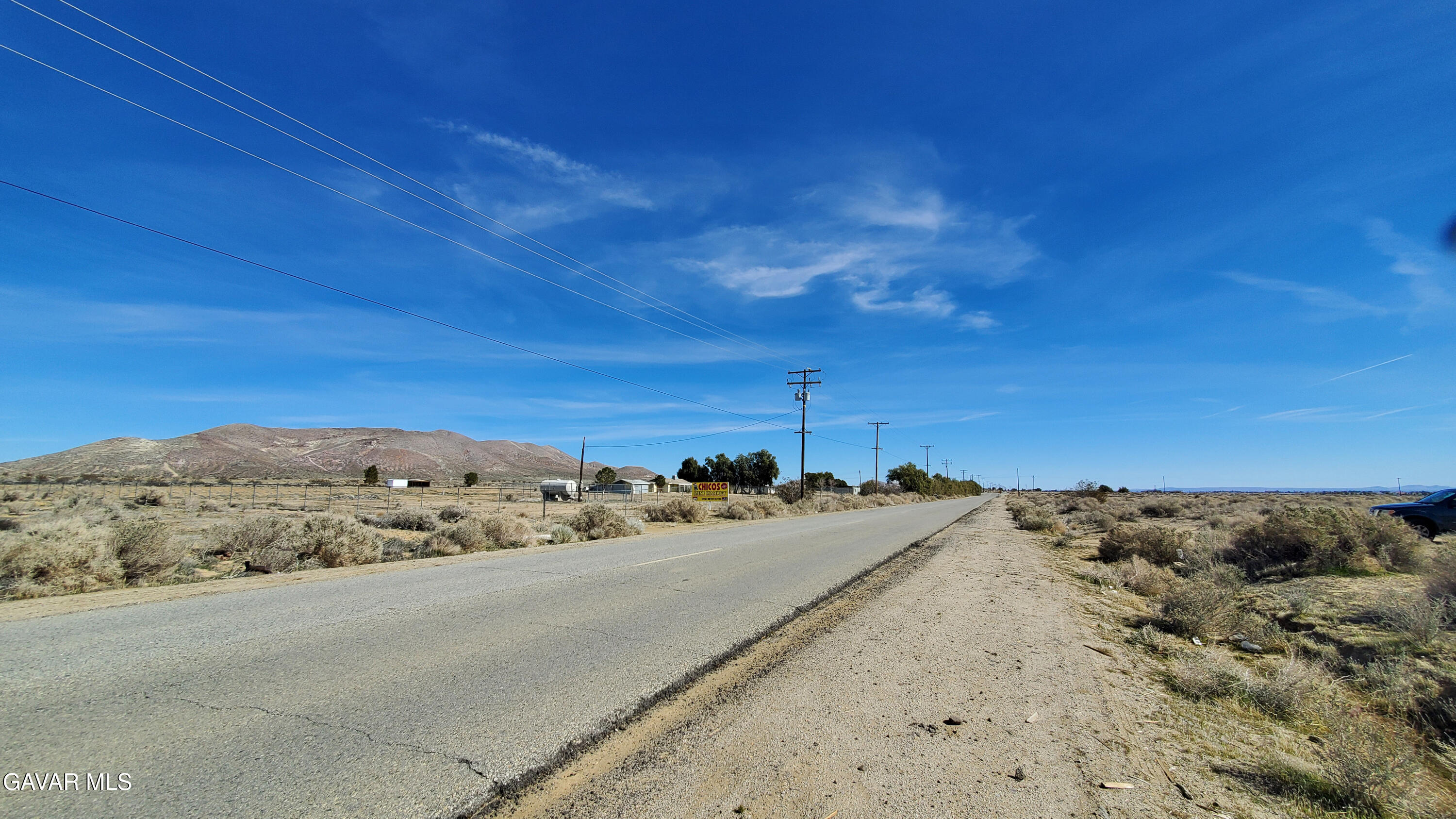 Rosamond Blvd & Kildeer St Property Photo 4