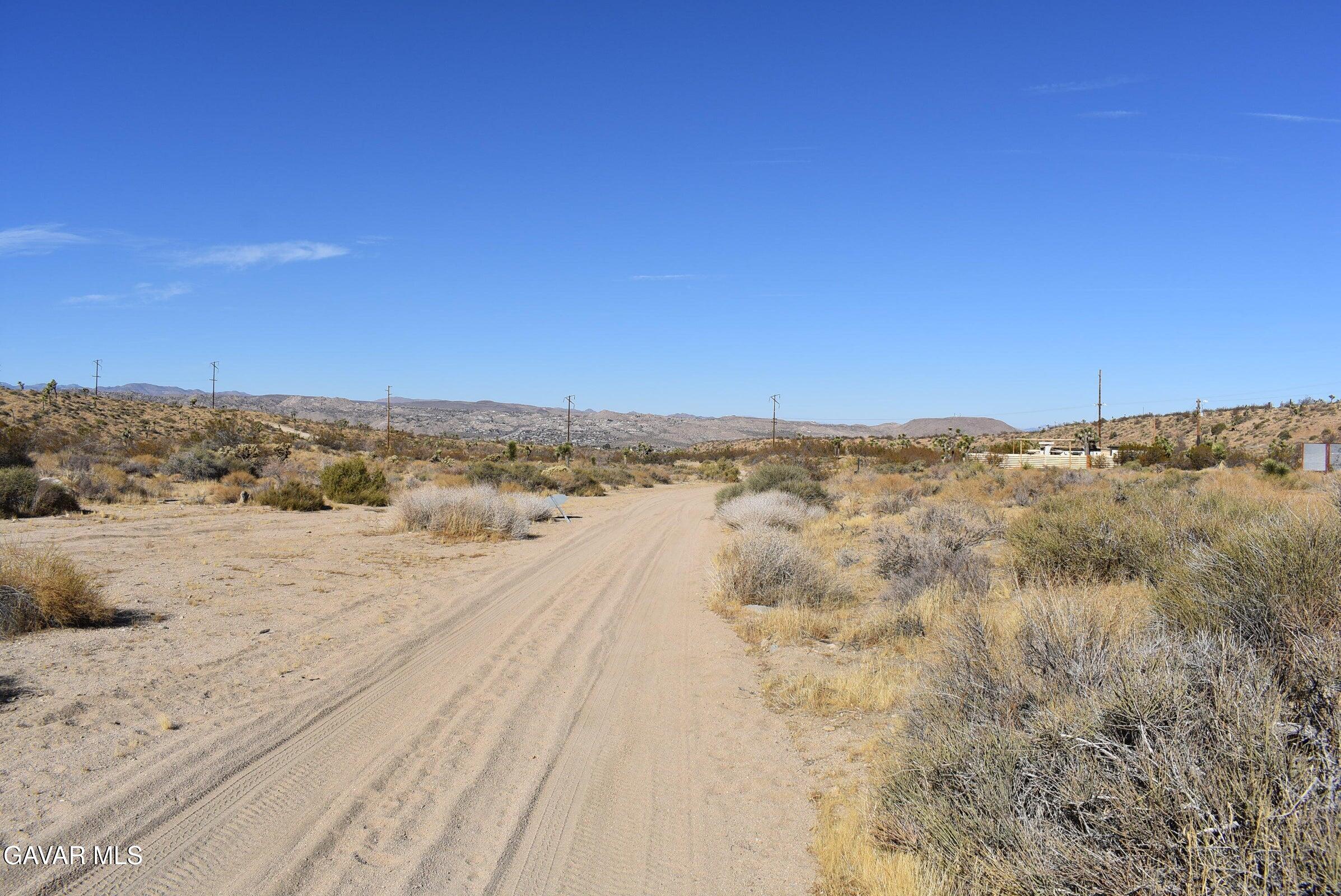 Indio Avenue Property Photo 6