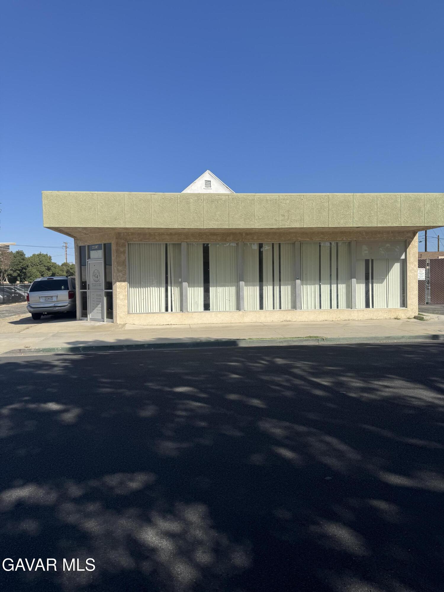 44814 Date Avenue Property Photo 1