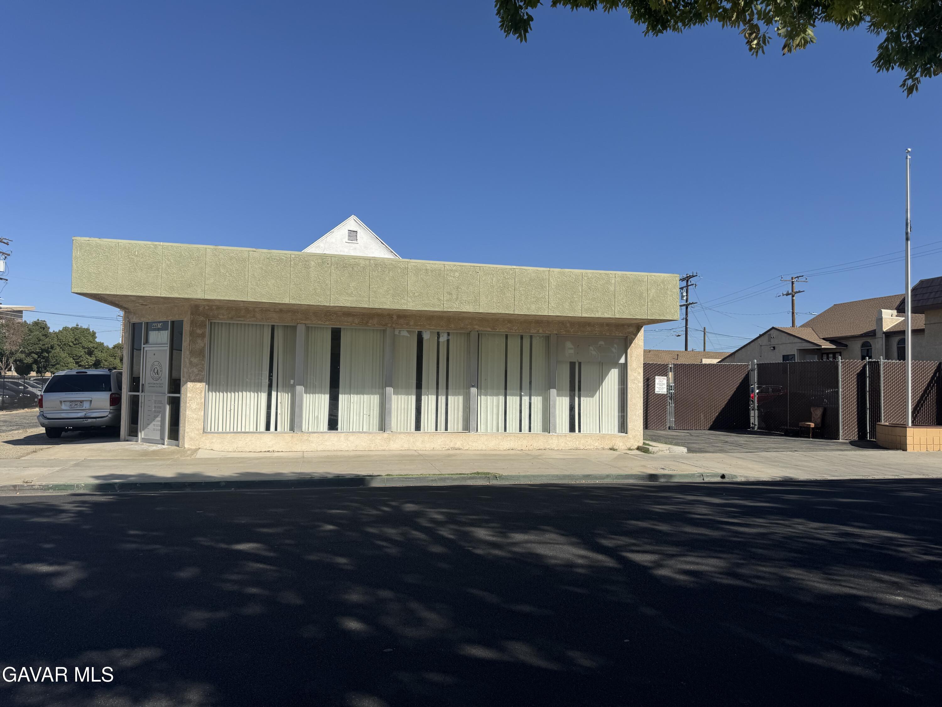 44814 Date Avenue Property Photo 2